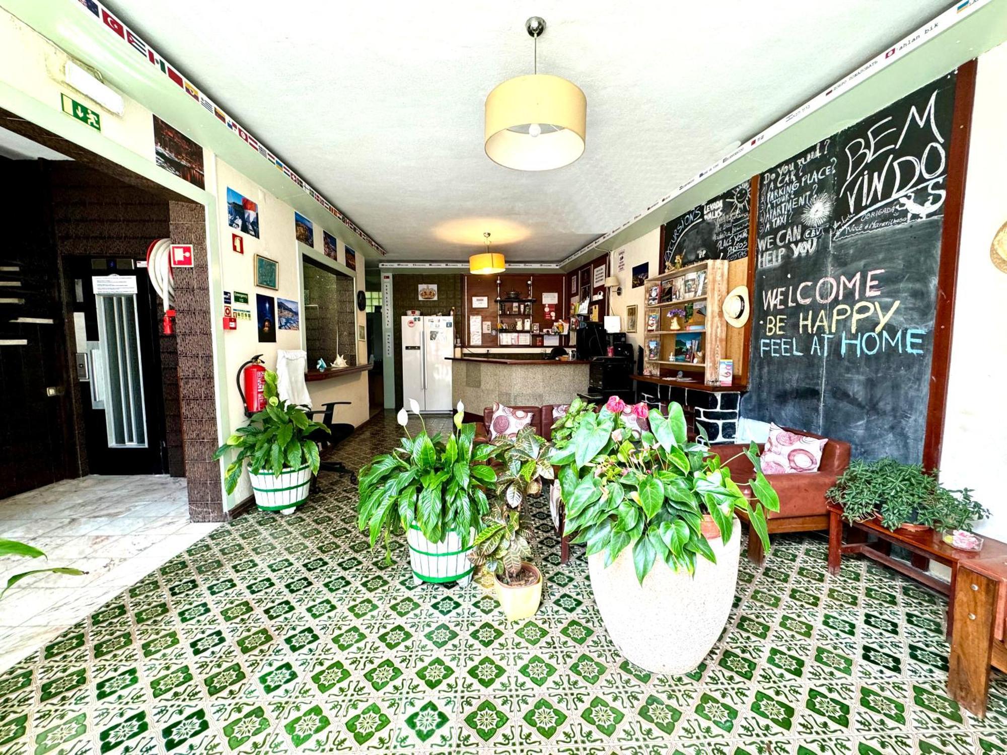 Hostel Monaco フンシャル エクステリア 写真