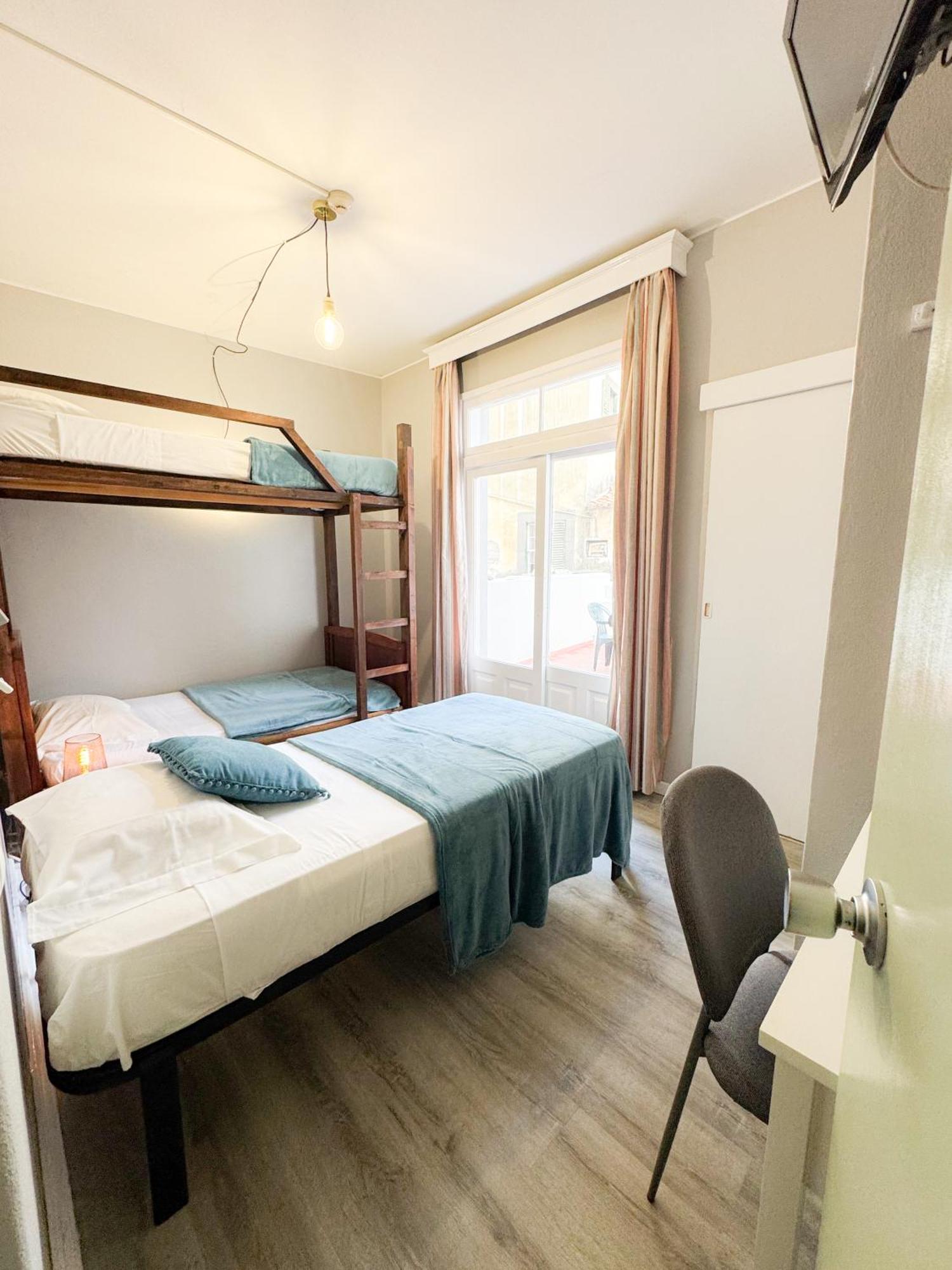 Hostel Monaco フンシャル エクステリア 写真