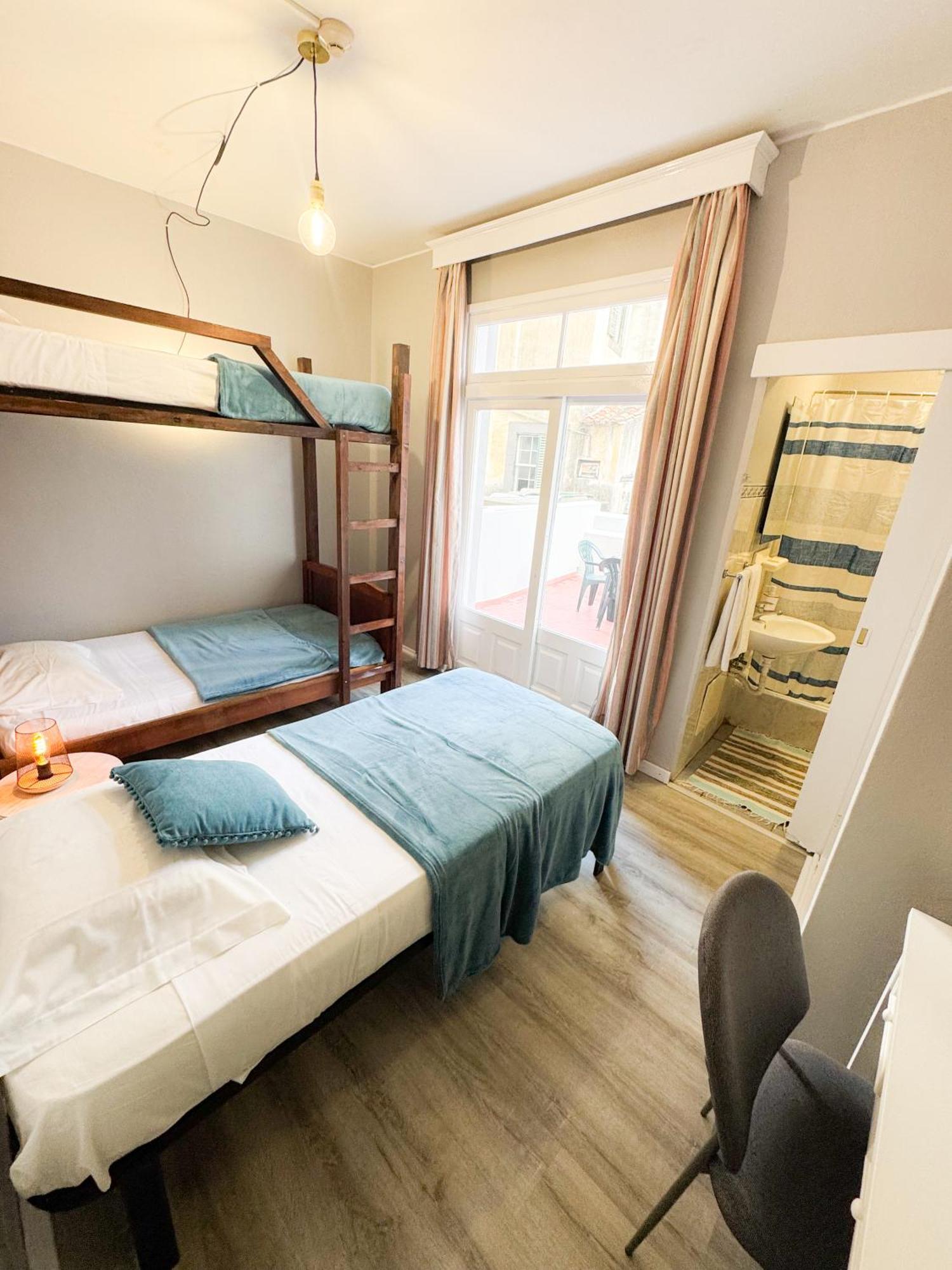 Hostel Monaco フンシャル エクステリア 写真
