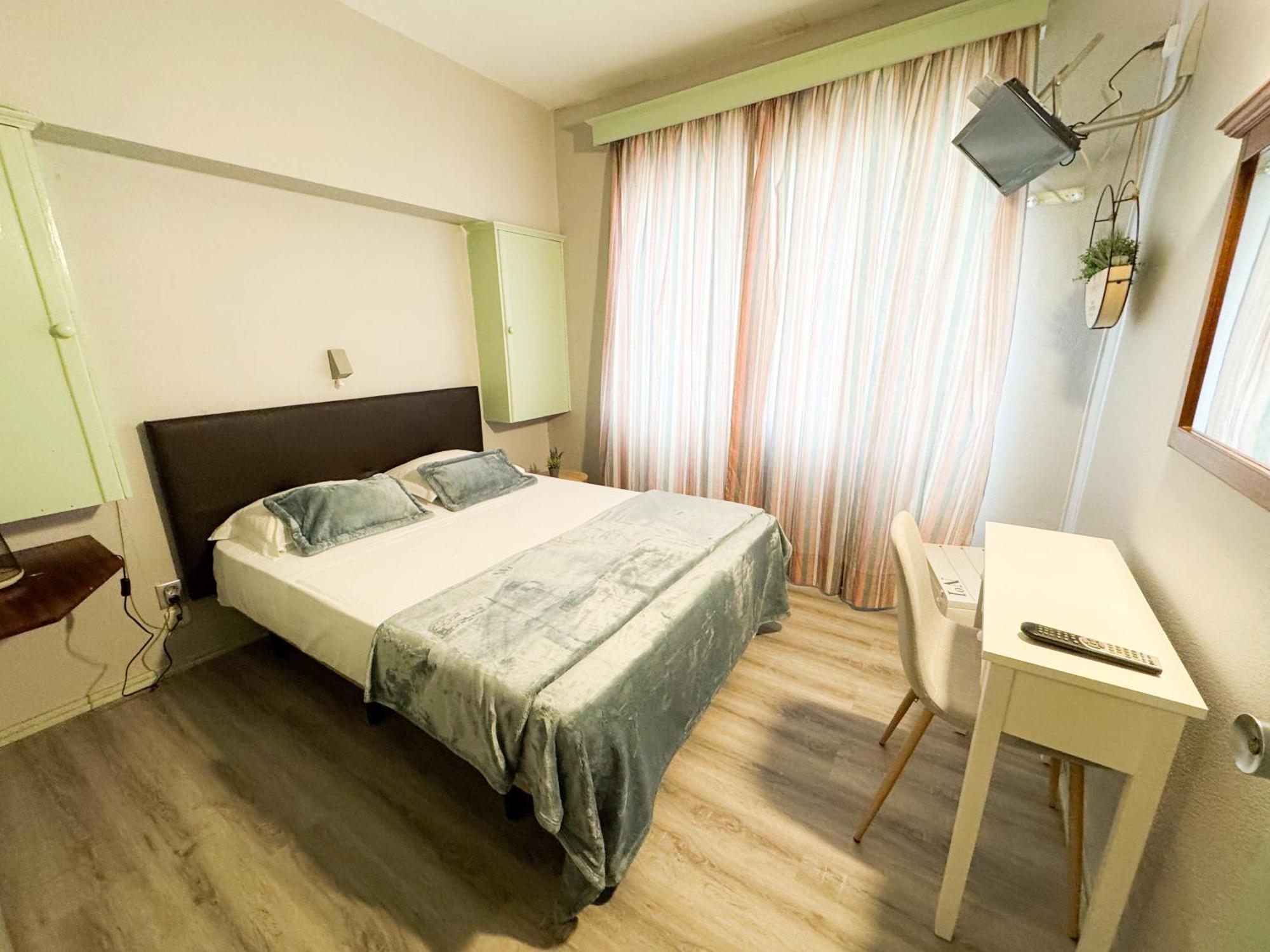 Hostel Monaco フンシャル エクステリア 写真